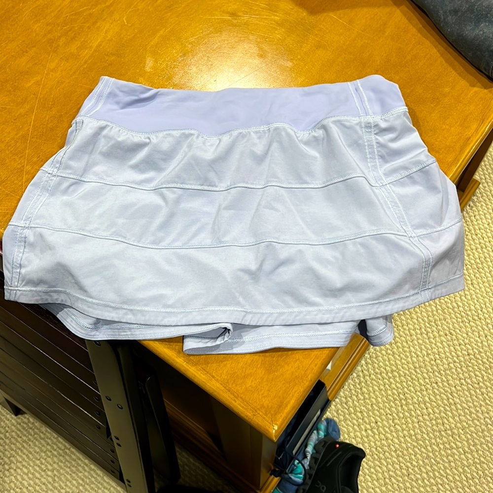 Lavender lululemon tennis skirt. Size 4 good condition